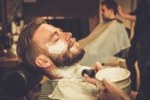 Coiffeur mixte, barbier et visagiste à domicile près de Mouscron